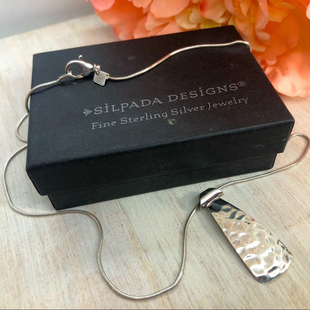 Silpada Hammered Pendant Necklace